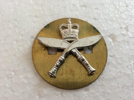 Royal Gurkha Rifles w/m cap badge