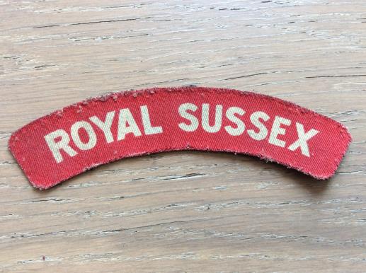 WW2 Printed ROYAL SUSSEX Shoulder Title 