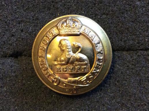 Post 1902 The Manchester Regiment Officers Gilt Button 