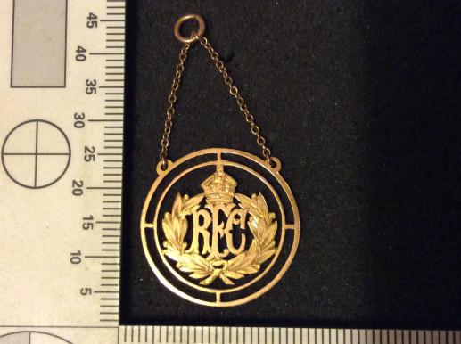 WW1 RFC ( Royal Flying Corps) Sweetheart pendant, gold?