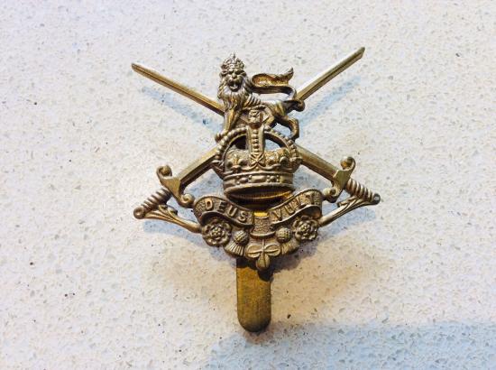 K/C Junior Leaders Brass Cap badge