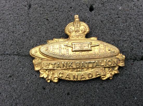 WW1 1st Canadian Tank Battalion Collar Badge, left facing