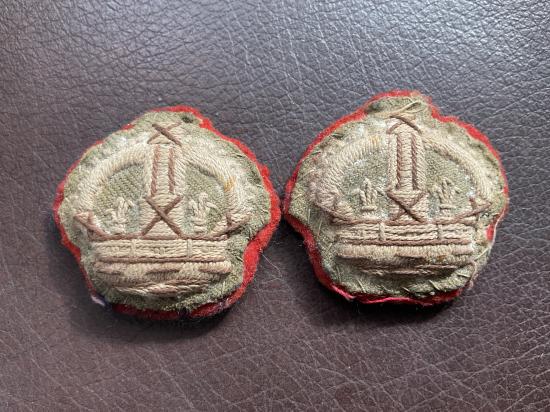 WW2 Infantry Staff Sergeants large rank crowns