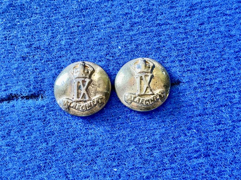 WW2 9th JAT Regiment 14mm hat/cap buttons