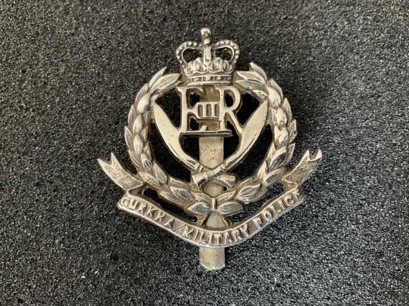 Post 1952 Gurkha Military Police cap badge