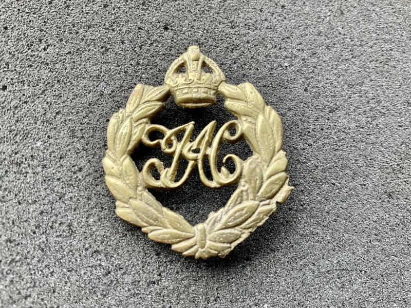 Pre 1941 I.A.C (Indian Armoured Corps) cap badge