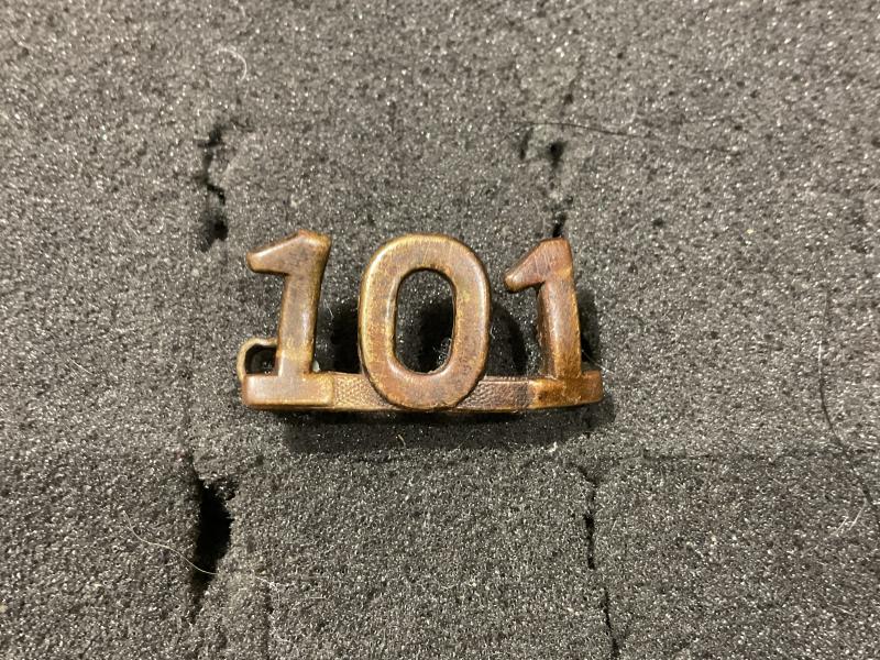WW1 C.E.F 101st Inf Bn, brass shoulder badge