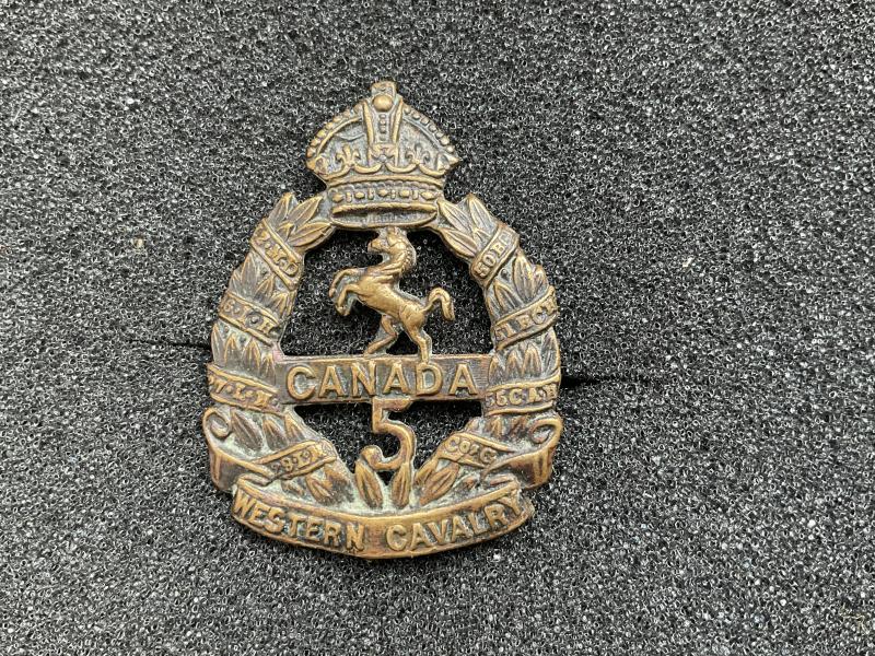 WW1 C.E.F 5th Infantry Battalion collar badge