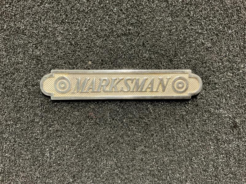 WW2 USMC sterling silver MARKSMAN breast badge