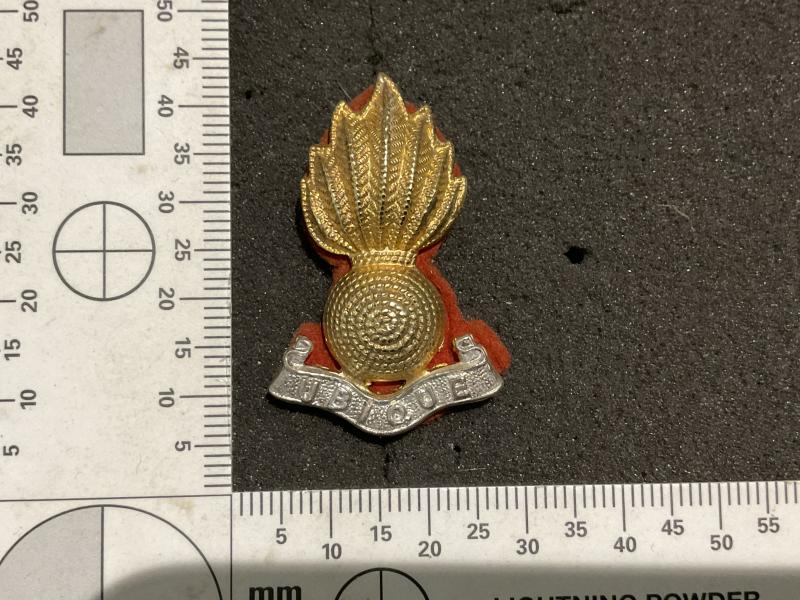 Royal Artillery officers field service/collar badge