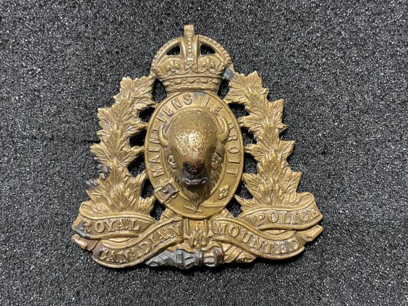 WW1/2 R.C.M.P cap badge