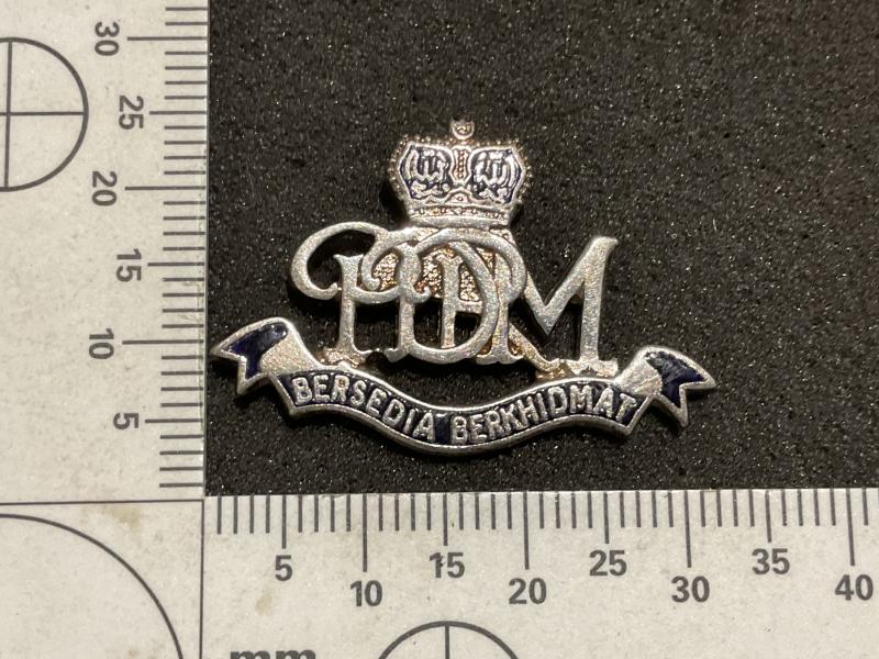 Senior Malaysian Police collar badge