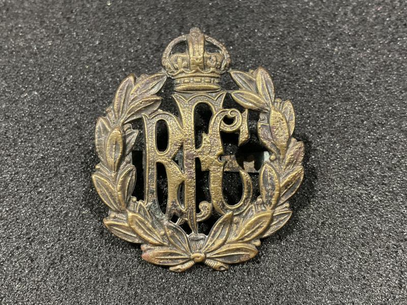 Gradia Militaria | WW1 R.F.C Officers service dress cap badge