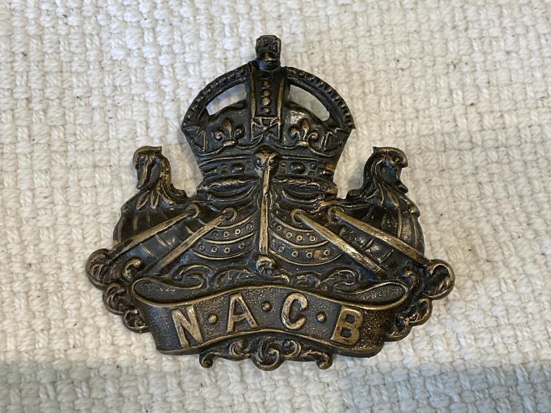 WW1 Navy & Army Canteens Board (N.A.C.B) cap badge