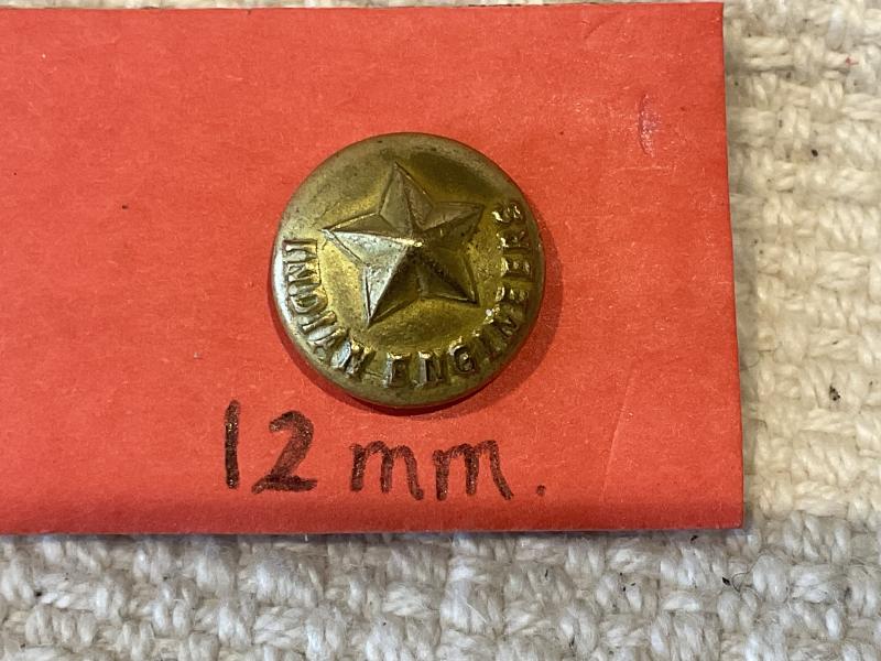 WW2 Indian Engineers brass cap button