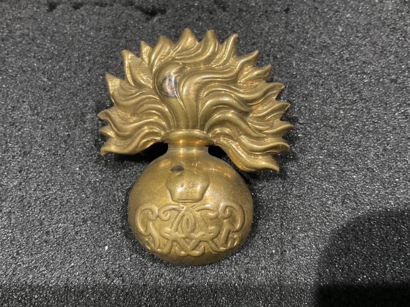 GVIR Grenadier Guards brass Sergeants cap badge