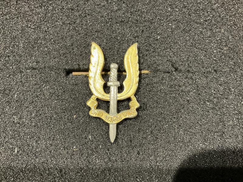 Rhodesian S.A.S Officers collar badge