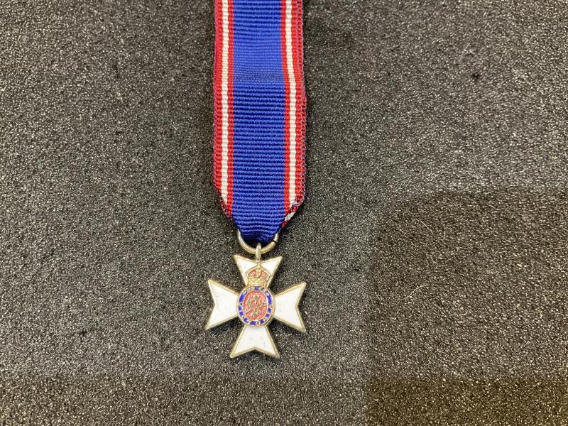 Royal Victorian Order miniature medal