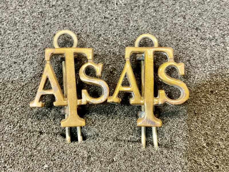 WW2 A.T.S brass collar badges