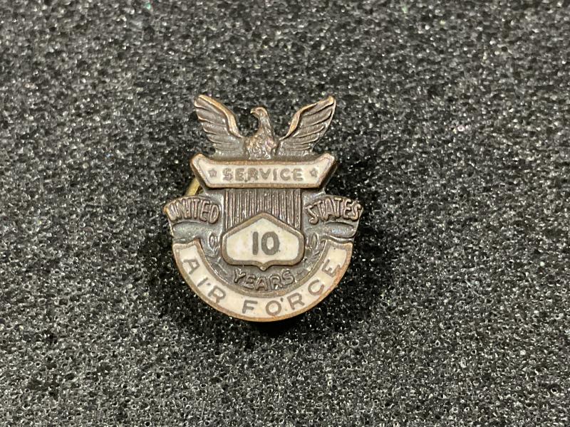 U.S Air Force 10 year service lapel badge