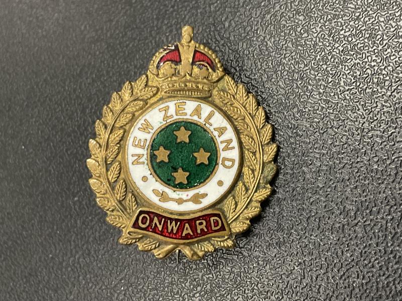 WW1/2 New Zealand Military forces ‘onward’ sweetheart