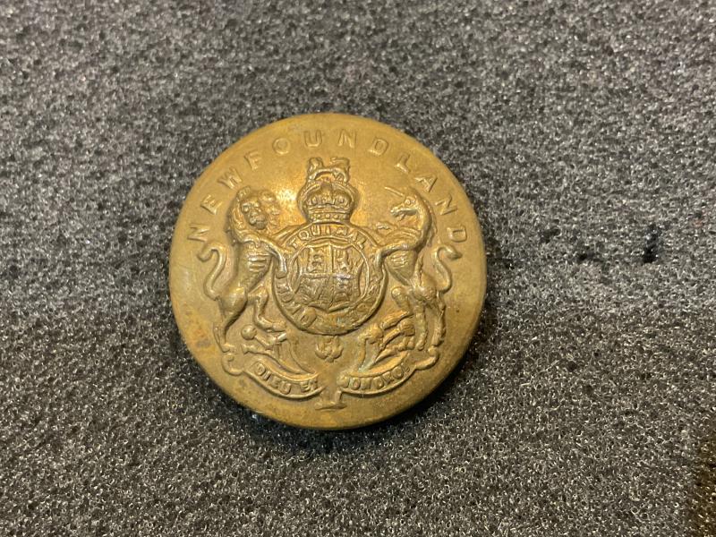 WW1 Newfoundland Regt large brass button