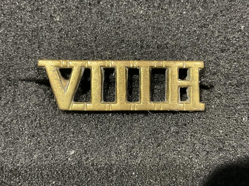 8th Hussars brass shoulder title