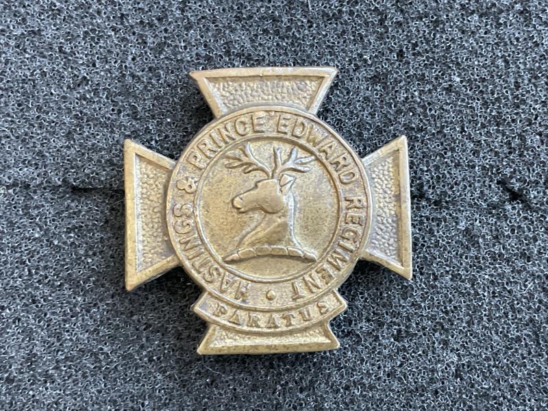 Canadian Hastings and Prince Edward Regiment collar badge