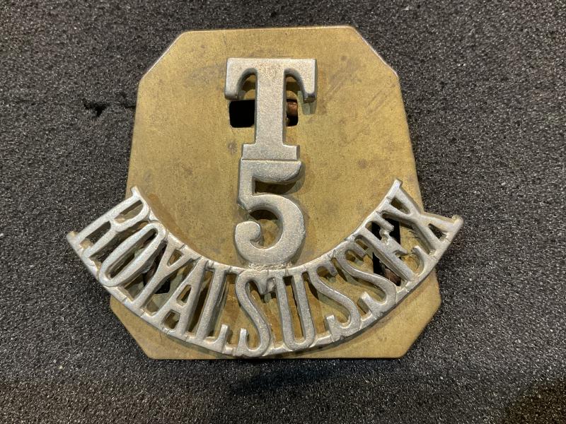 WW1 w/m T5 Royal Sussex other ranks shoulder title