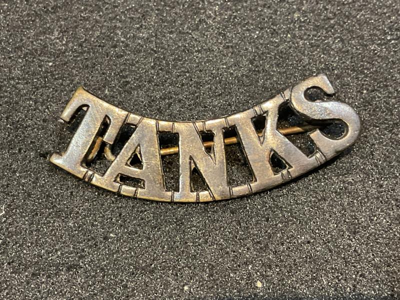 WW1 TANKS brass shoulder title