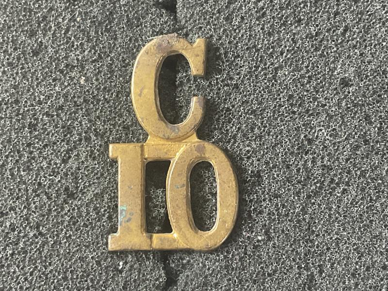 WW1 CEF C/10 (10th Inf Batt, Canadians) shoulder title