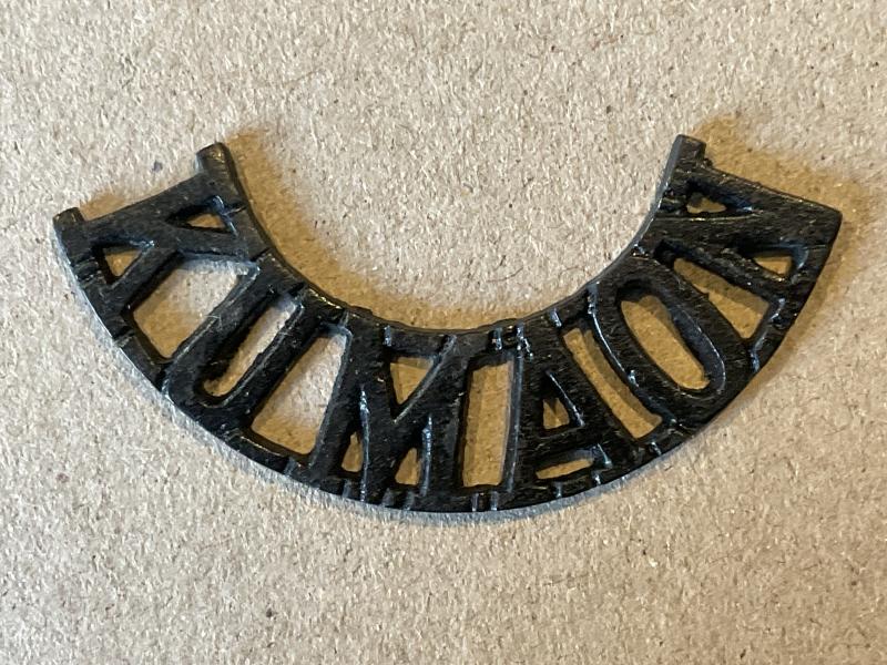 Indian Army, KUMAON Regiment black brass shoulder title