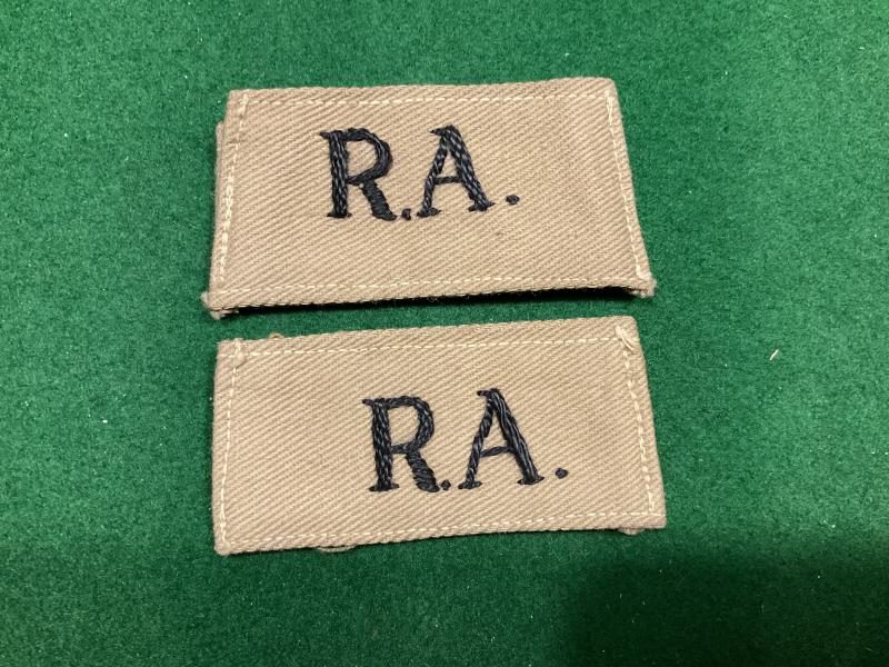 WW2 Royal Artillery tropical & desert issue shoulder slides.