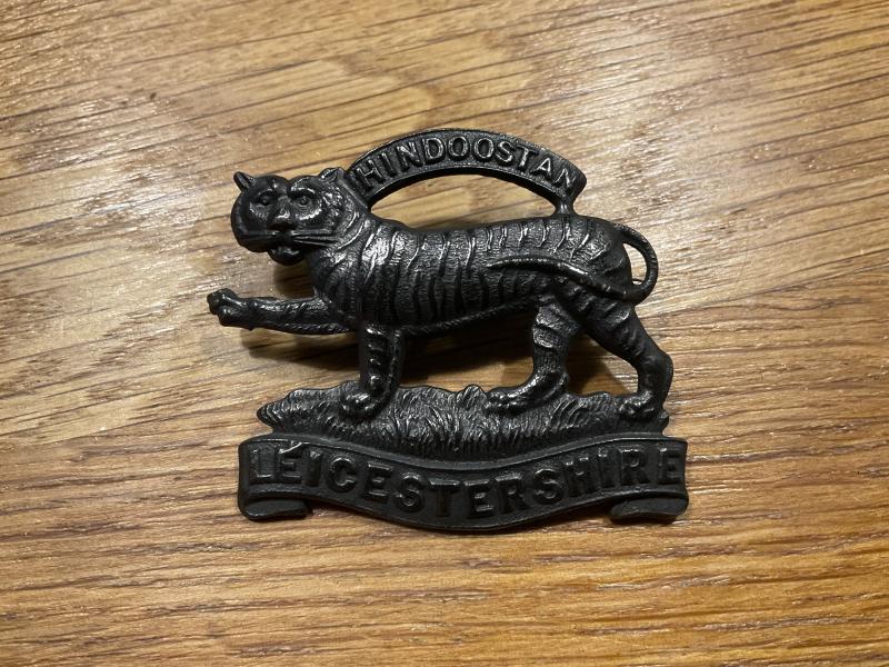 WW1/2 Leicestershire Regiment O.S.D cap badge