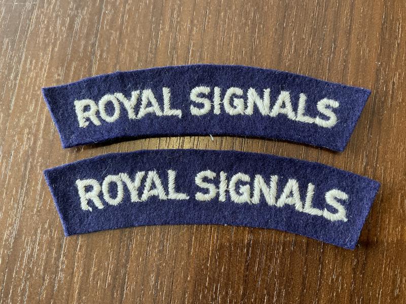 WW2 ROYAL SIGNALS paste back shoulder titles