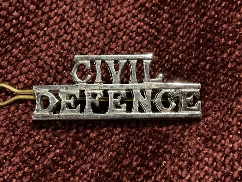 Maltese CIVIL DEFENCE Corps metal shoulder title.