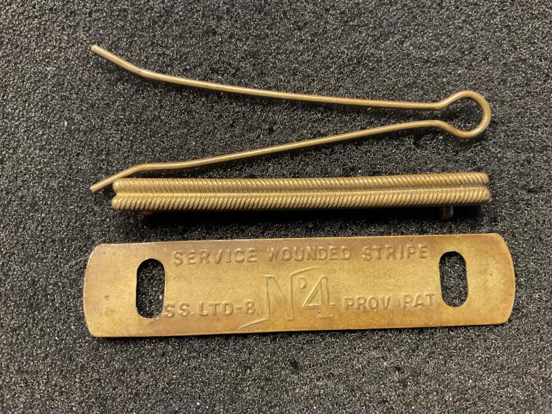 WW1 brass Service Wound Stripe No4
